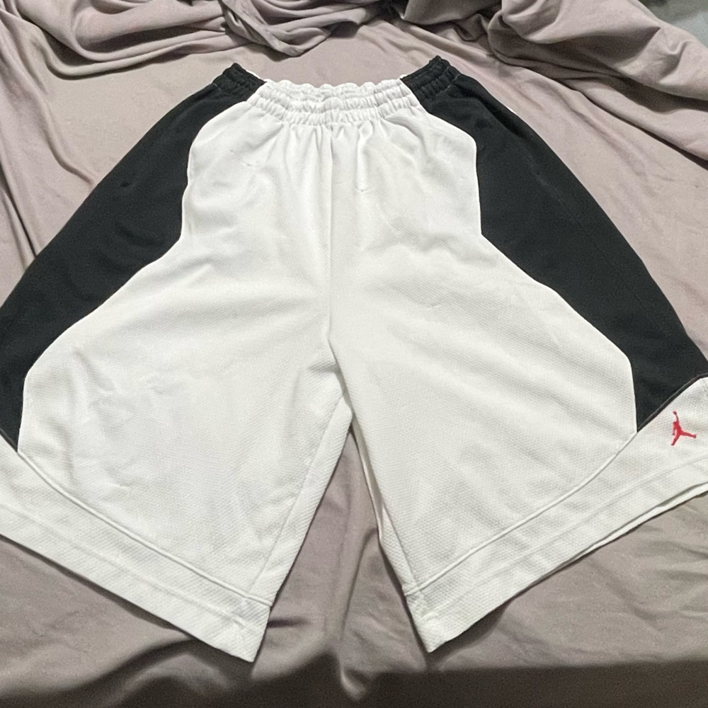 Jordan Athletic White and Black Shorts with Elastic Waistband